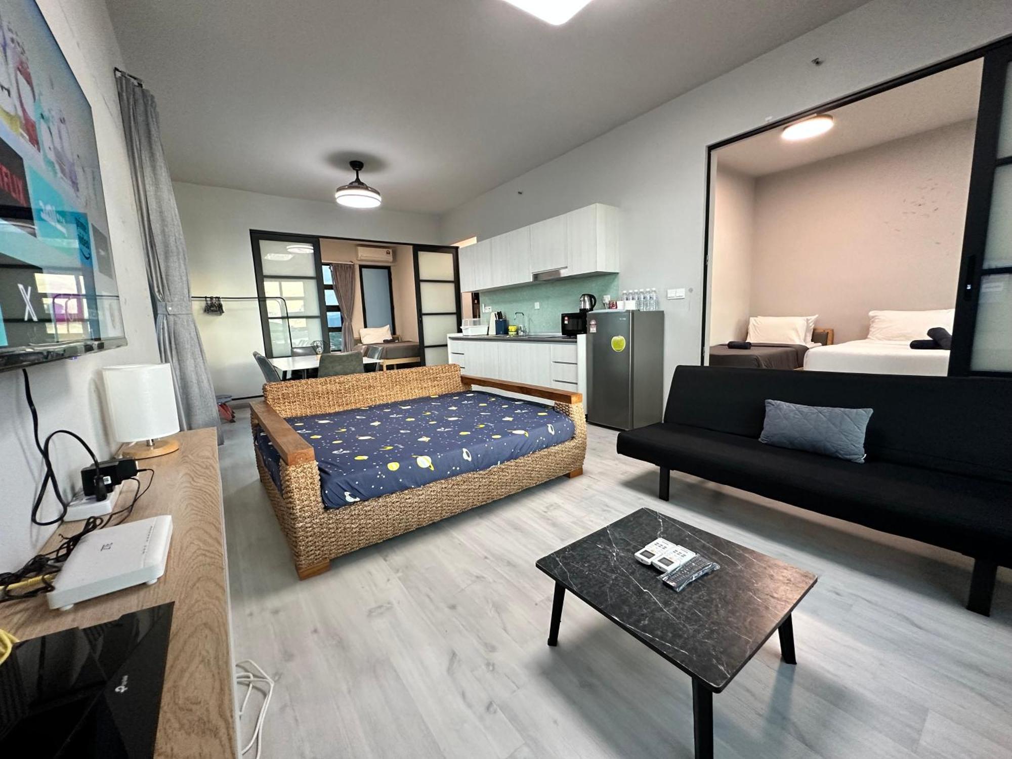 L Homestay Jesseltonquay Jq Kk City亚庇市区中心民宿2房1厕 Kota Kinabalu Esterno foto