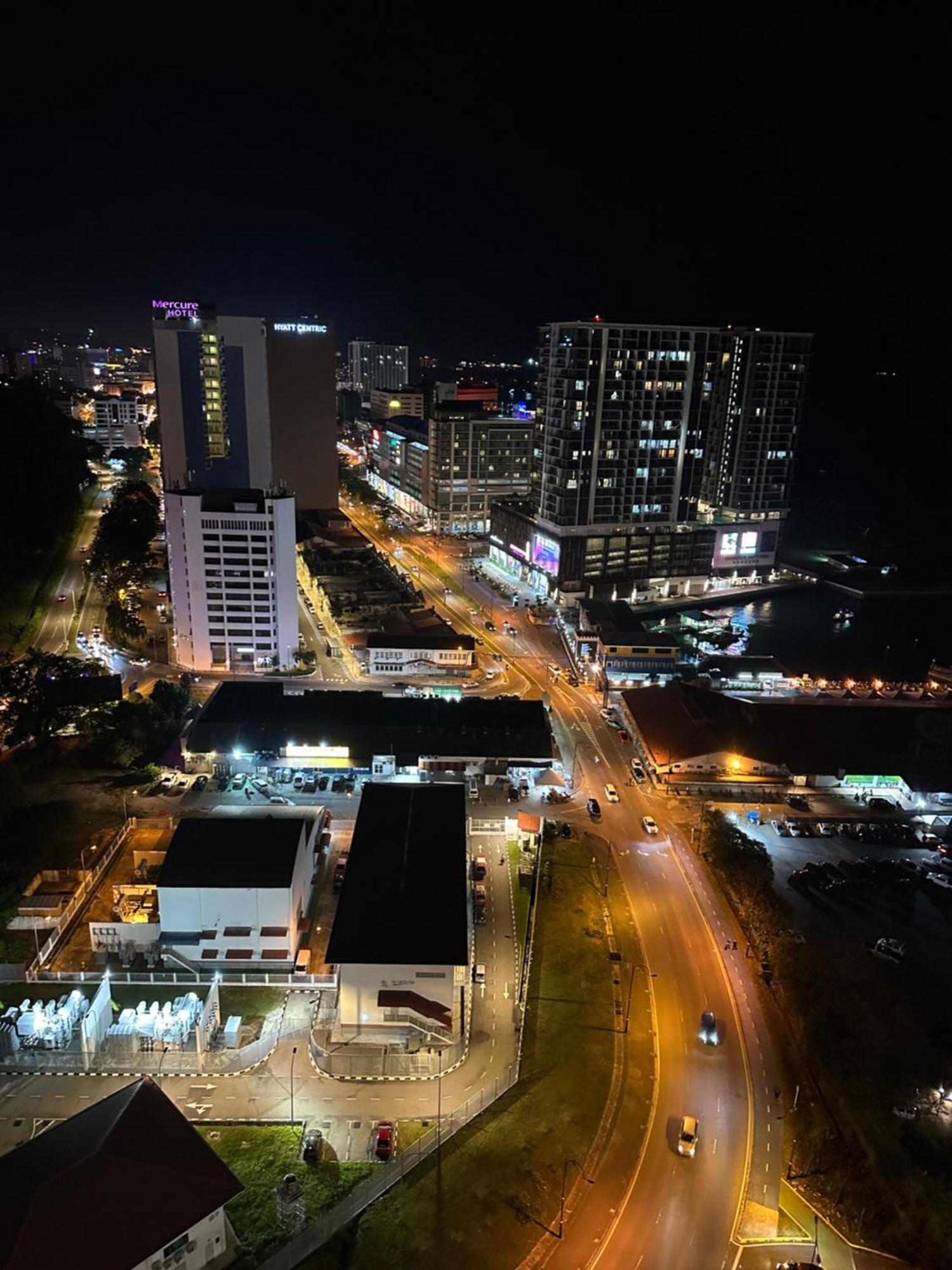 L Homestay Jesseltonquay Jq Kk City亚庇市区中心民宿2房1厕 Kota Kinabalu Esterno foto